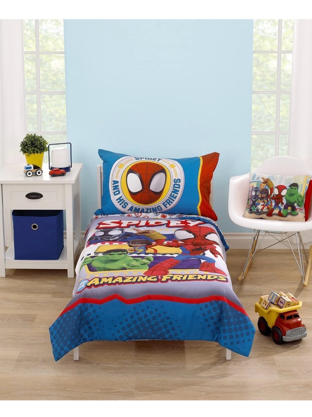 Marvel Spider-Man 'Amazing Friends' Kids Toddler Bedding Set in Blue & Red
